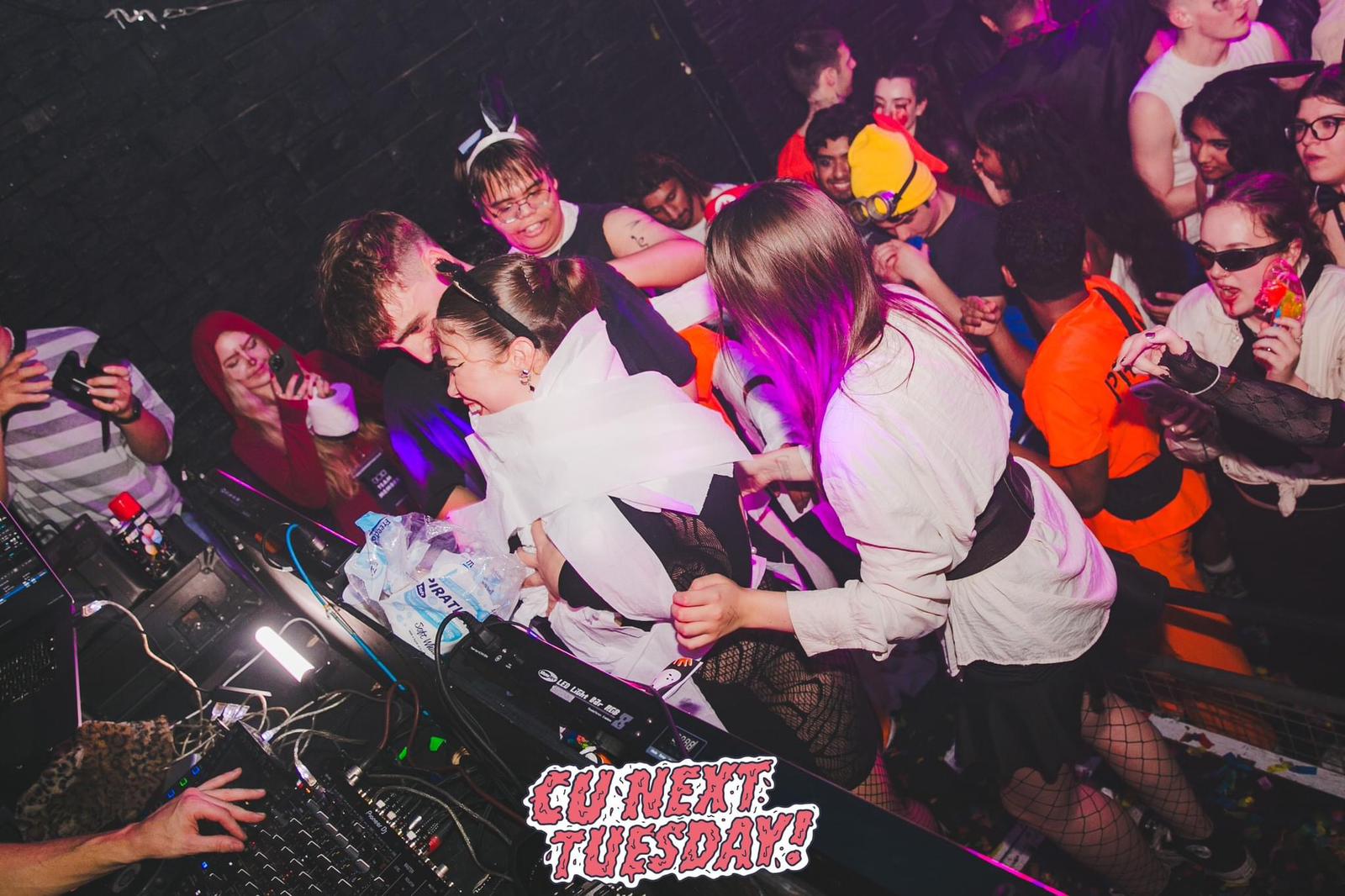 HALLOWEEN SEAFRONT BLOCK PARTY 31.10.24 / 3 VENUES / 4000 STUDENTS - ONE HALLOWEEN EVENT